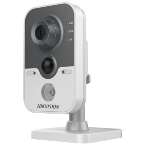 Hikvision DS-2CD2422FWD-IW с Wi-Fi